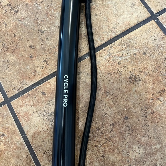 Hand Air Pump - Picture 3 of 4